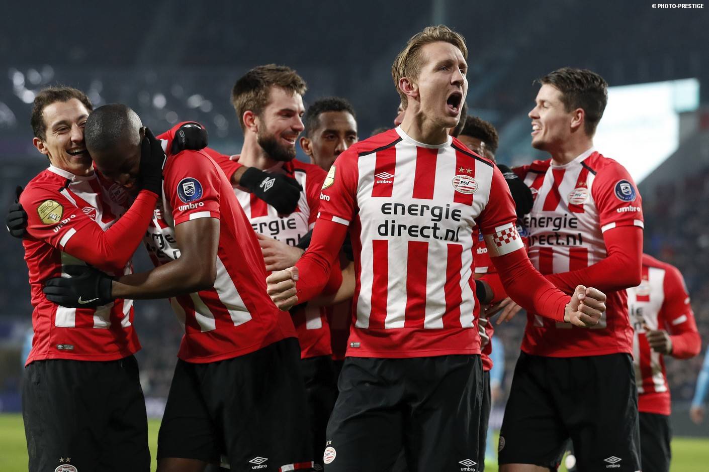 埃因霍温对阿尔克马